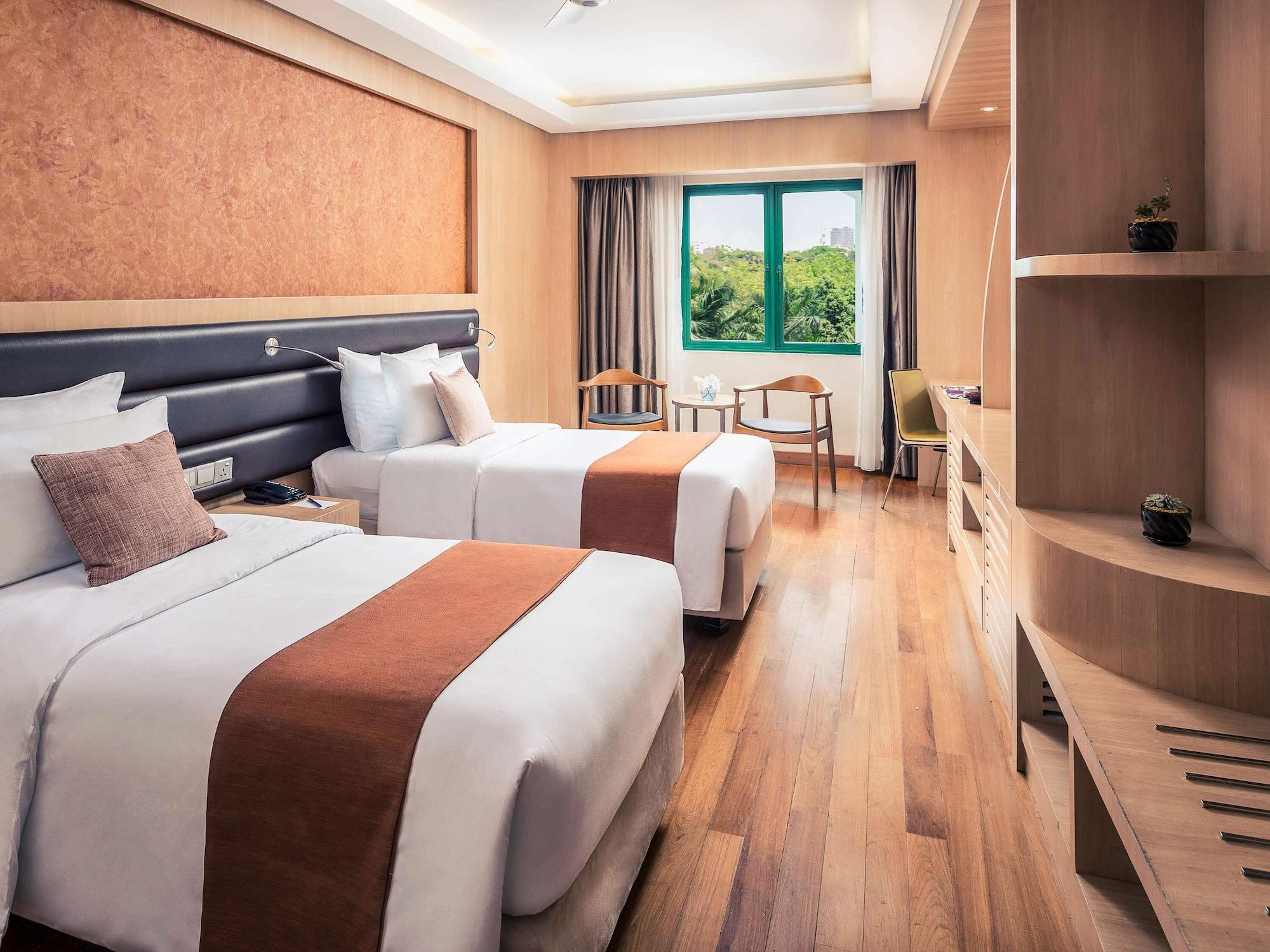 Mercure Yangon Kaba Aye Exterior photo