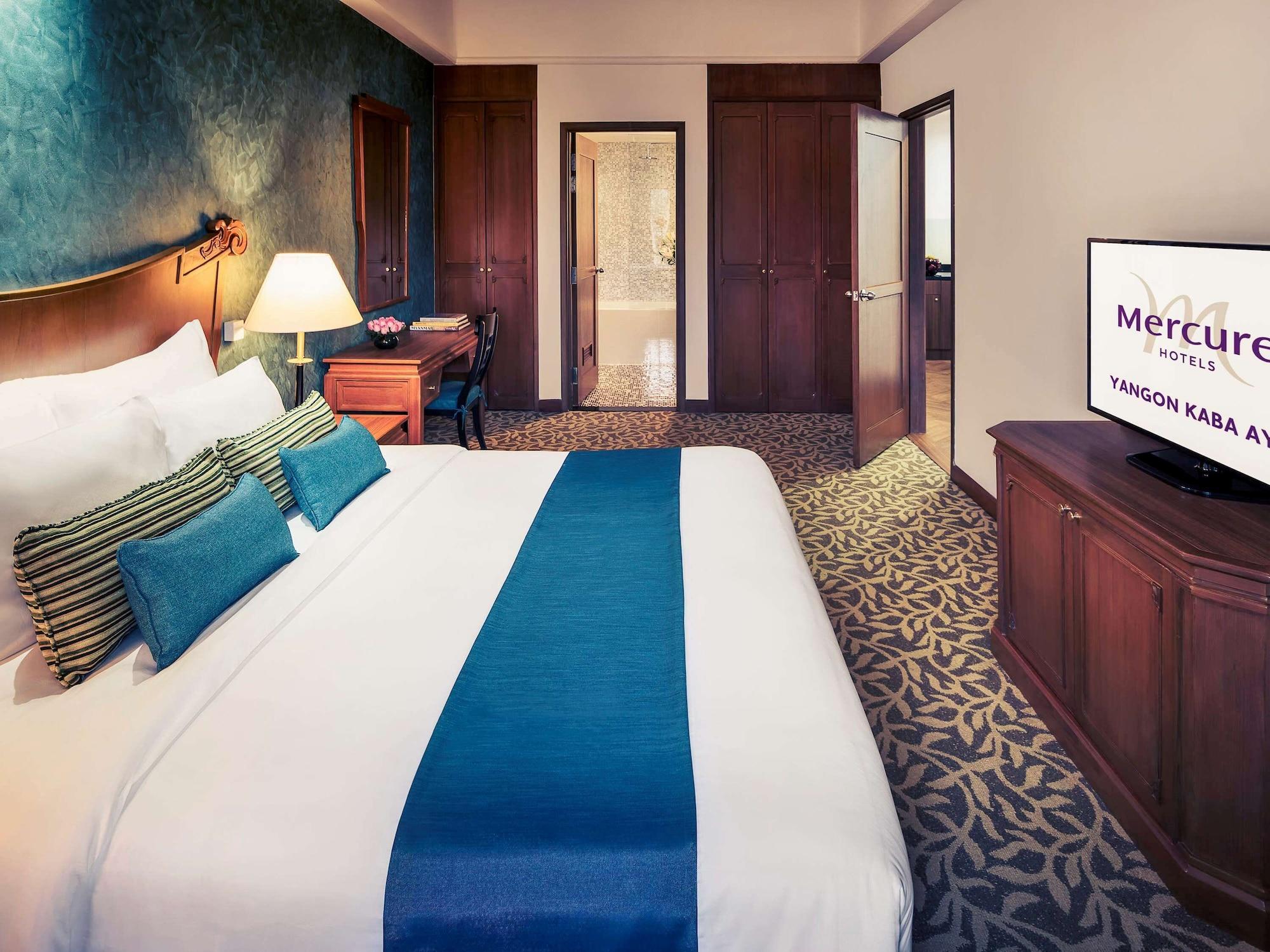 Mercure Yangon Kaba Aye Exterior photo