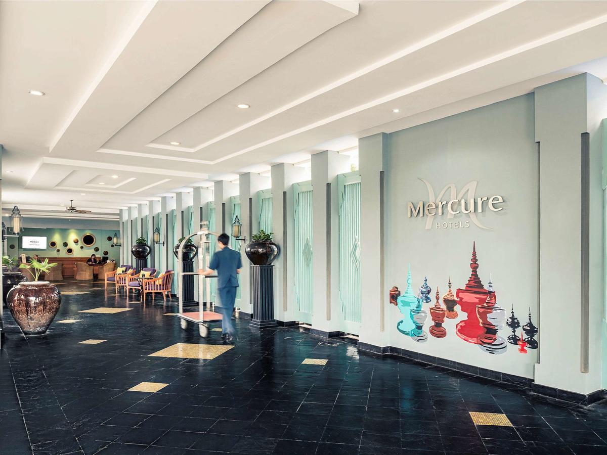 Mercure Yangon Kaba Aye Exterior photo