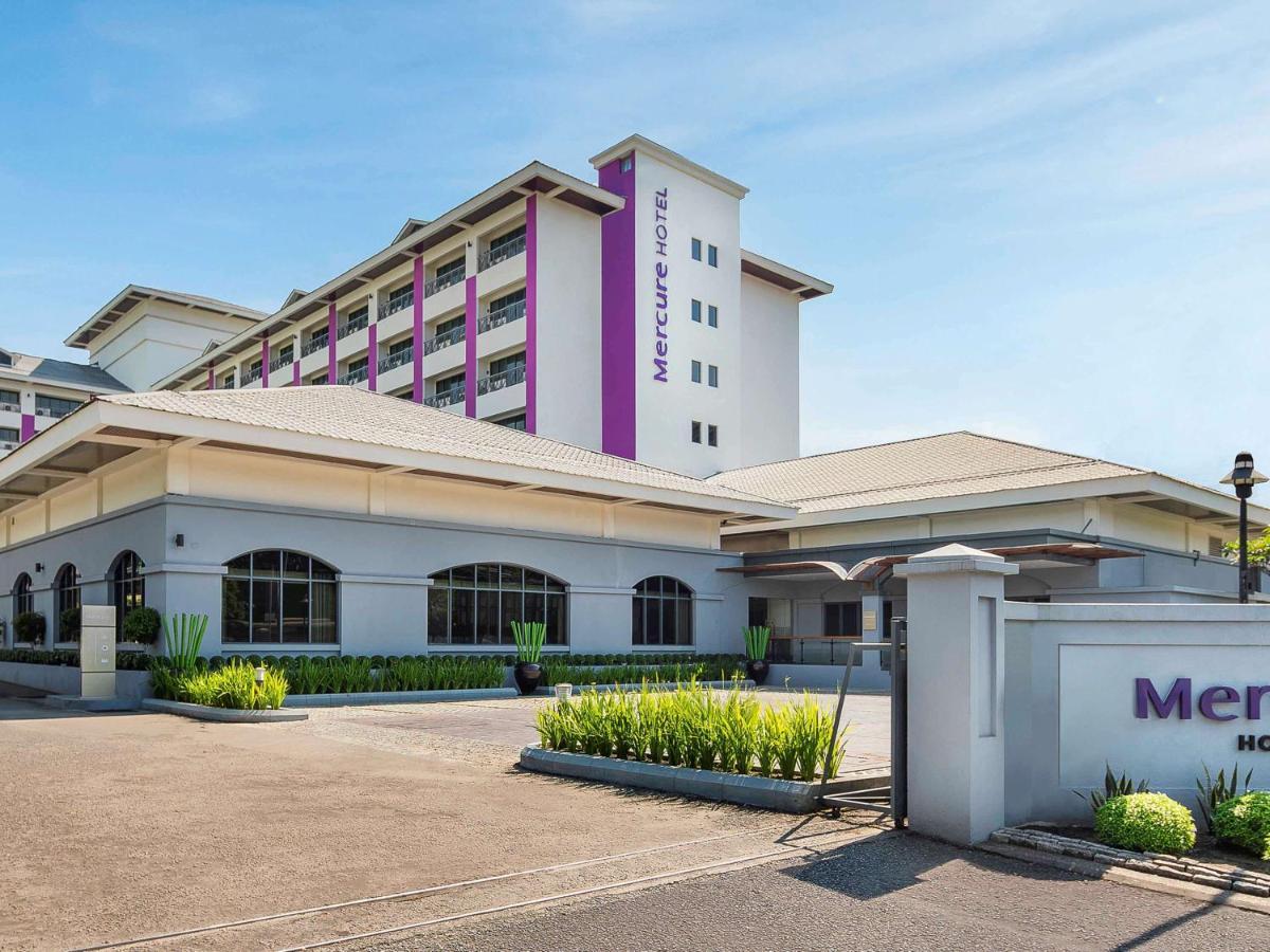 Mercure Yangon Kaba Aye Exterior photo