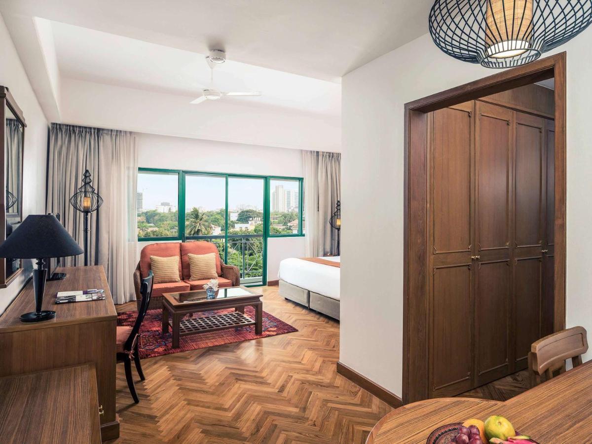 Mercure Yangon Kaba Aye Exterior photo